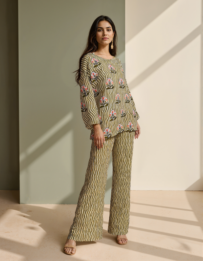Zoya Printed Botanicals coord set 